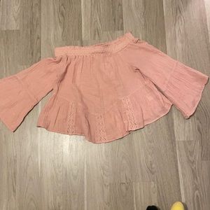 American Eagle Women’s off the shoulder blouse